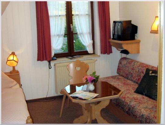 Gasthof-Pension Rotes Haus Oberwiesenthal Szoba fotó
